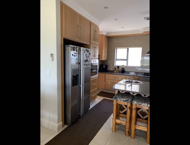 3 BEDROOM FREESTANDING FOR SALE IN SHELLY BEACH